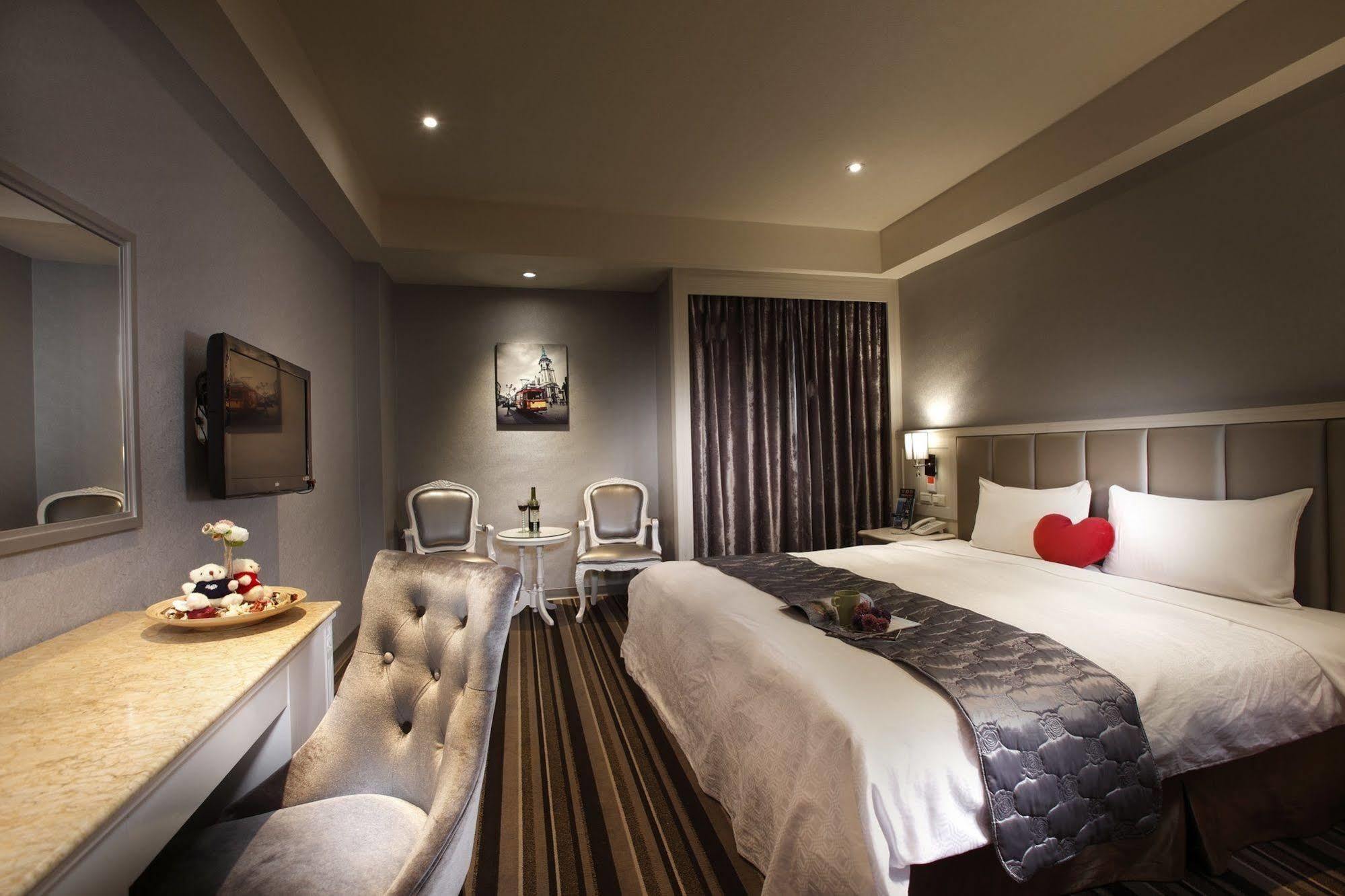 Grace Hotel Taipei Bagian luar foto