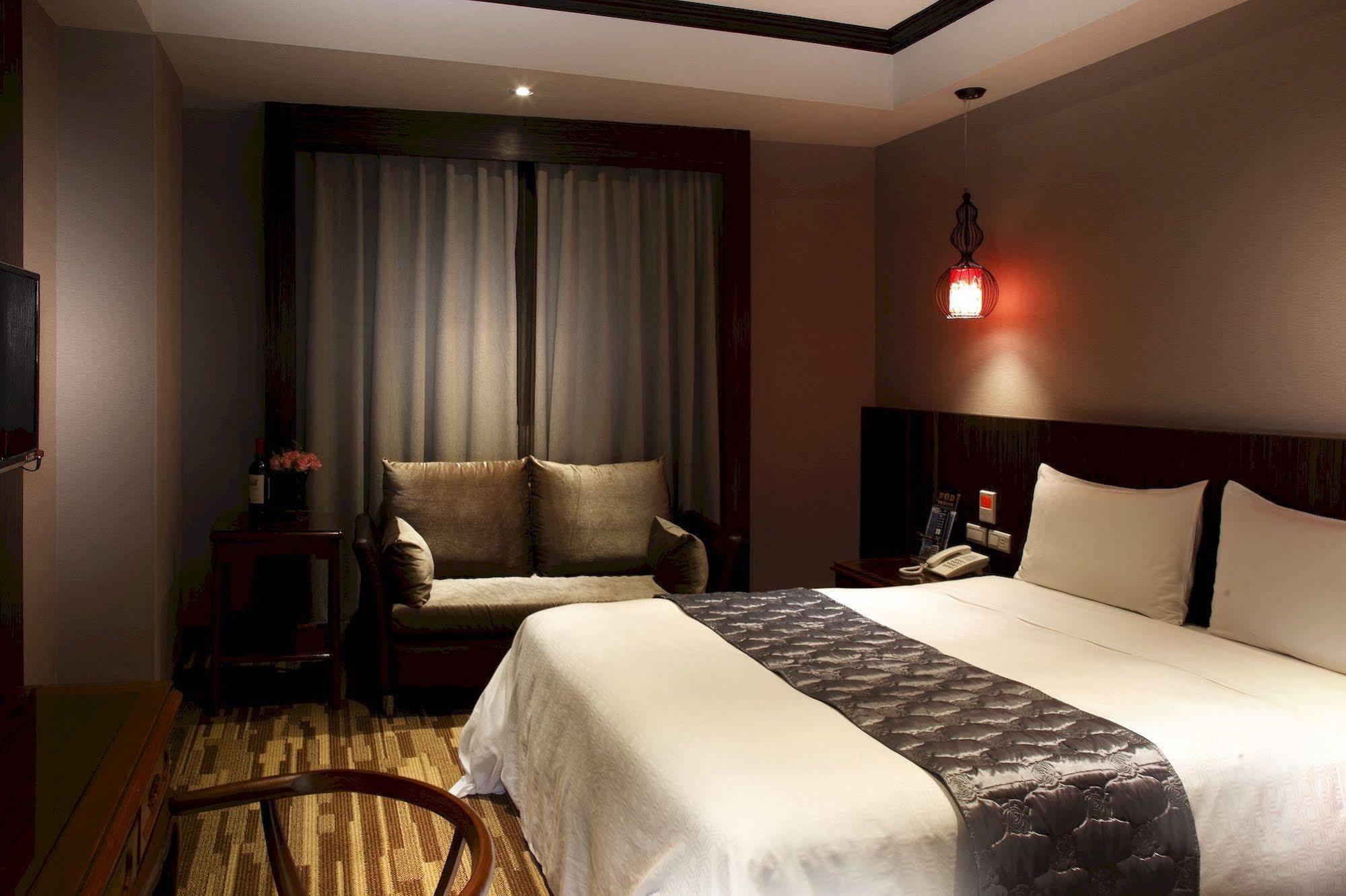 Grace Hotel Taipei Bagian luar foto