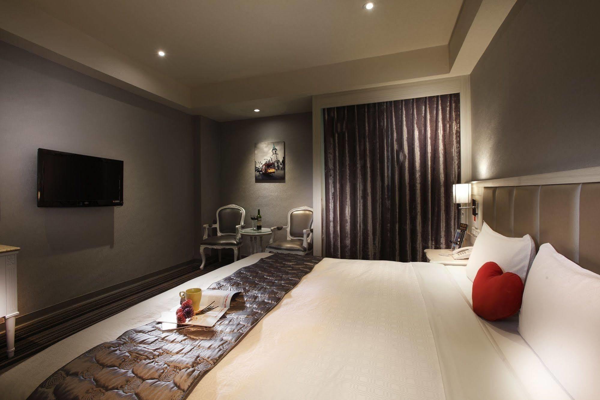 Grace Hotel Taipei Bagian luar foto